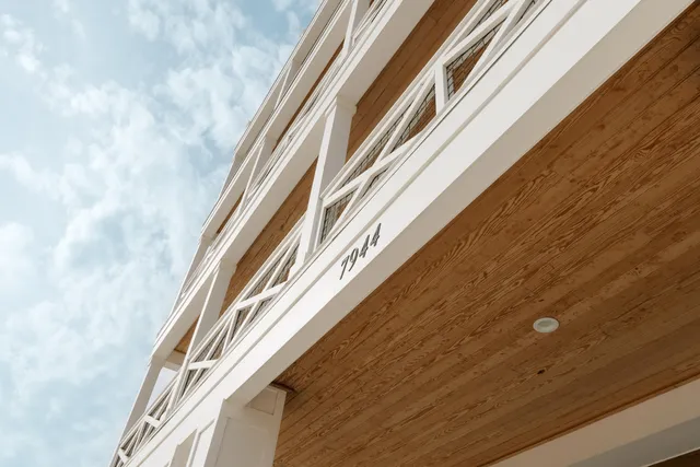 $3,225,000 | 7944 Gulf Boulevard, Navarre, FL 32566