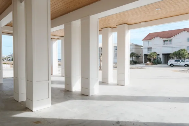 $3,225,000 | 7944 Gulf Boulevard, Navarre, FL 32566