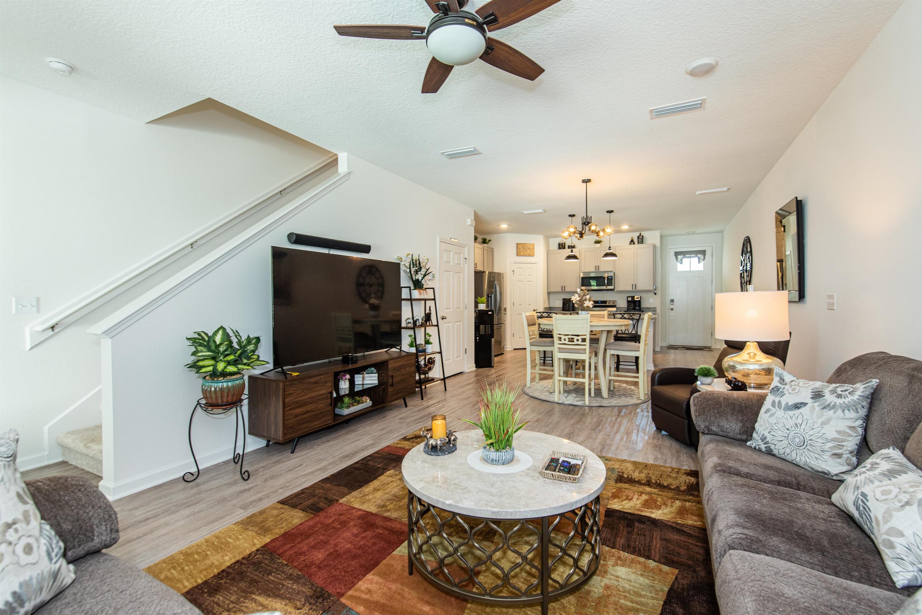18 Ridge Lake Road St. Augustine, FL 32086 - Photo 20 of 47 a living room with furniture and a flat screen tv