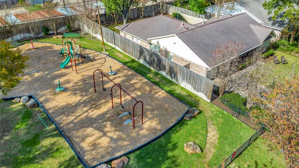 $2,500 | 847 Carlingford Lane, Houston, TX 77079