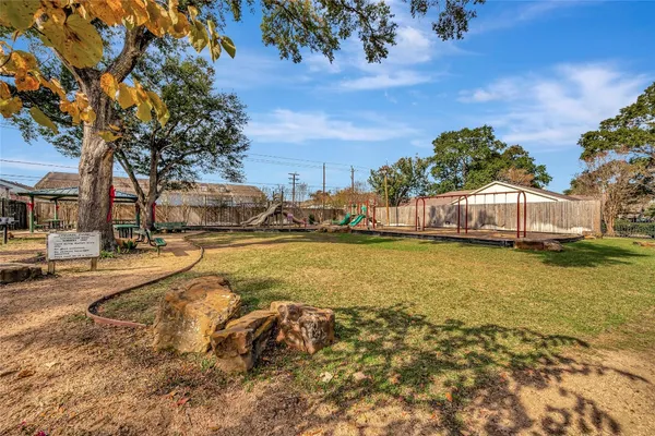 $2,500 | 847 Carlingford Lane, Houston, TX 77079