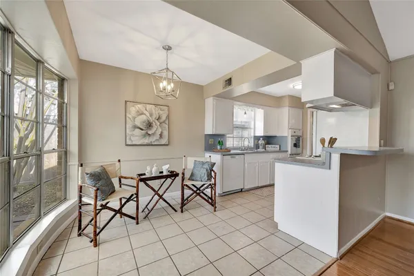 $2,500 | 847 Carlingford Lane, Houston, TX 77079