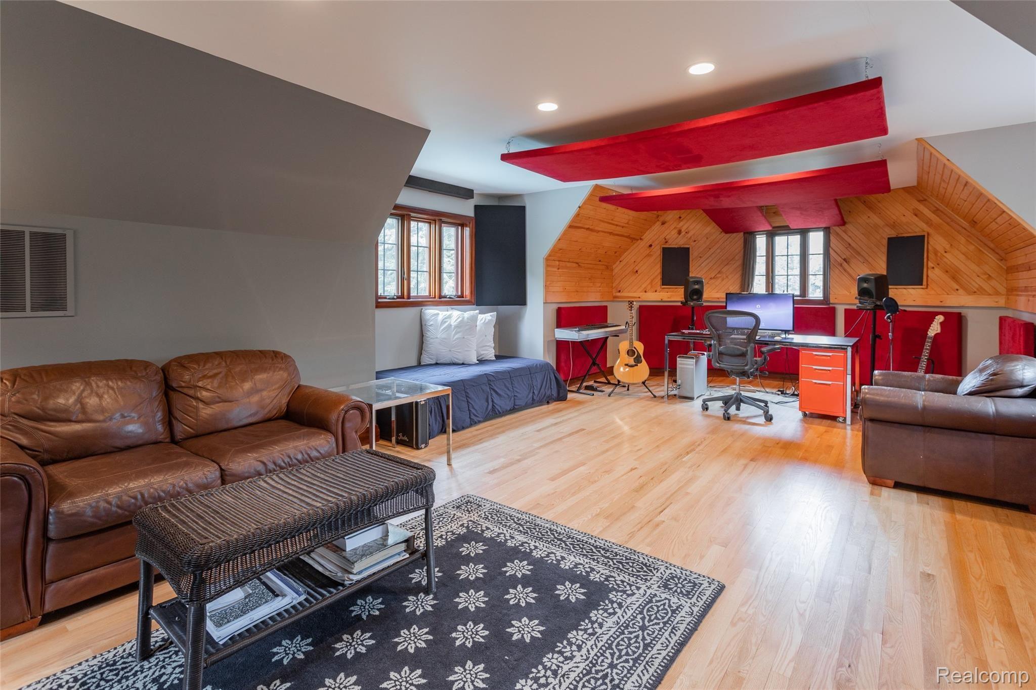 304 Barden Road Bloomfield Hills, MI 48304 - Photo 46 of 53 43.jpg
