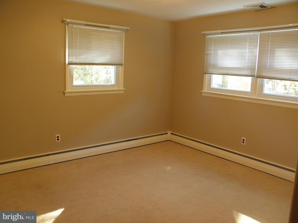 614 Hampden Road Elizabethtown, PA 17022 - Photo 14 of 18