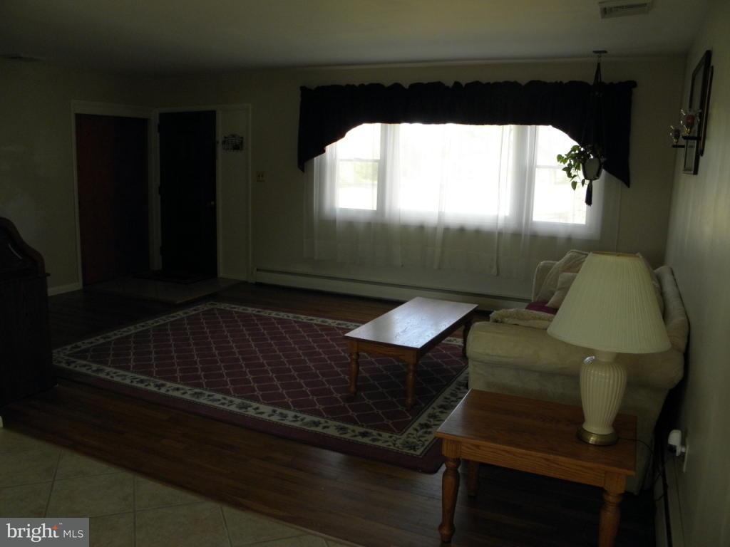 614 Hampden Road Elizabethtown, PA 17022 - Photo 7 of 18