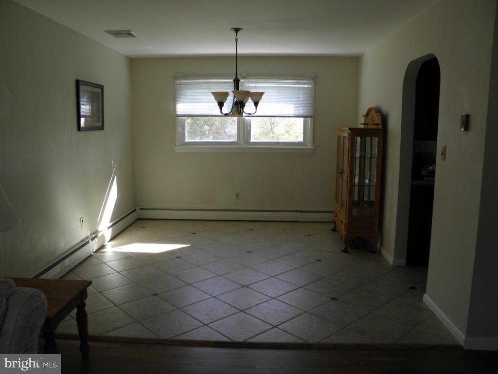 614 Hampden Road Elizabethtown, PA 17022 - Photo 9 of 18