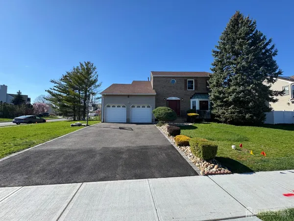 $3,800 | 77 Princess Drive, North Brunswick, NJ 08902