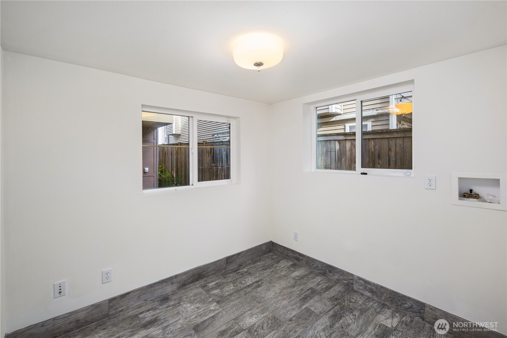 2017 Northwest 59th Street, Unit A Seattle, WA 98107 - Photo 23 of 32