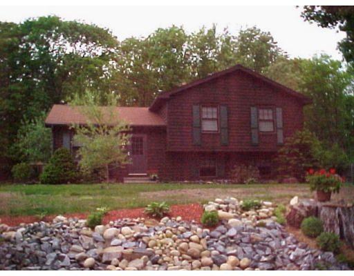 543 Rollstone Road Fitchburg, MA 01420 - Photo 1 of 1 Gallery Image 1