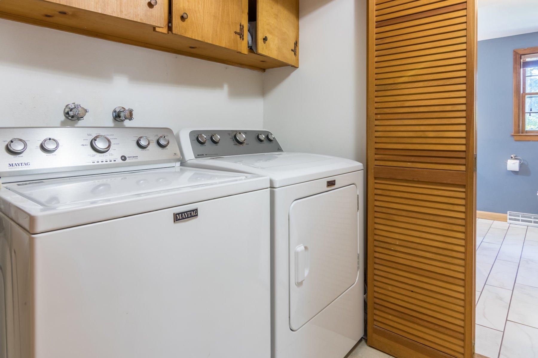 247 Chatham Road Harwich, MA 02645 - Photo 19 of 33 a utility room with dryer and washer