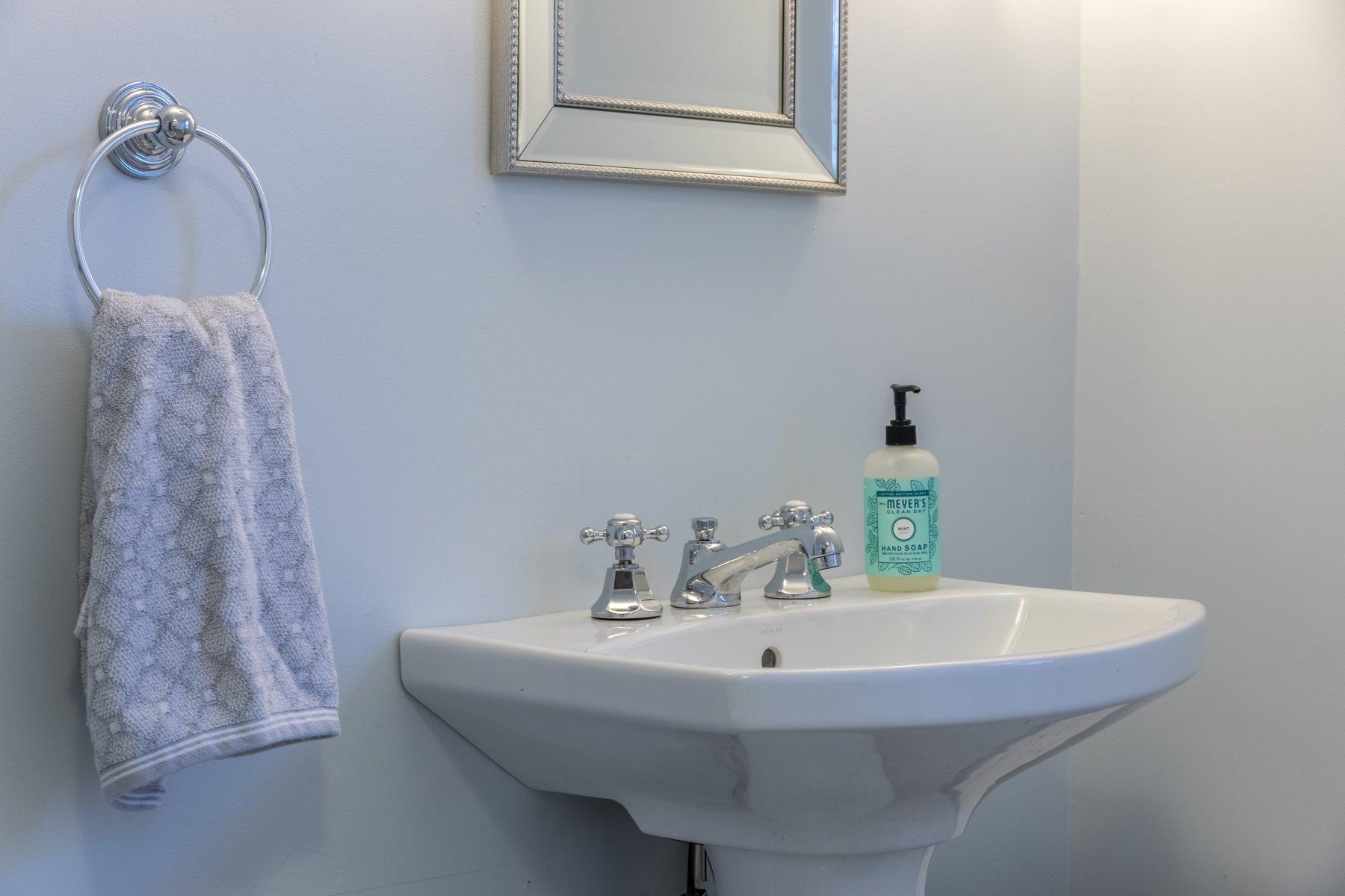 247 Chatham Road Harwich, MA 02645 - Photo 31 of 33 a bathroom with a sink and a mirror