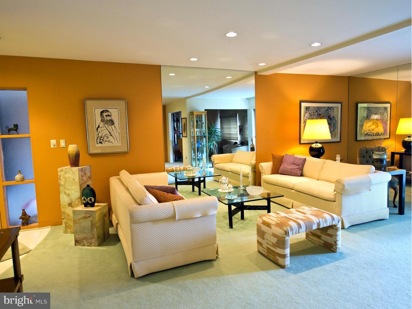 33 Stonehenge Circle, Unit 11 Baltimore, MD 21208 - Photo 3 of 21 Living Room