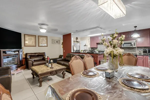 $545,000 | 1427 Snyder Street, Manteca, CA 95336