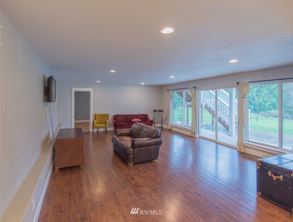 12144 Banner Road Southeast Olalla, WA 98359 - Photo 19 of 25 Gallery Image 19