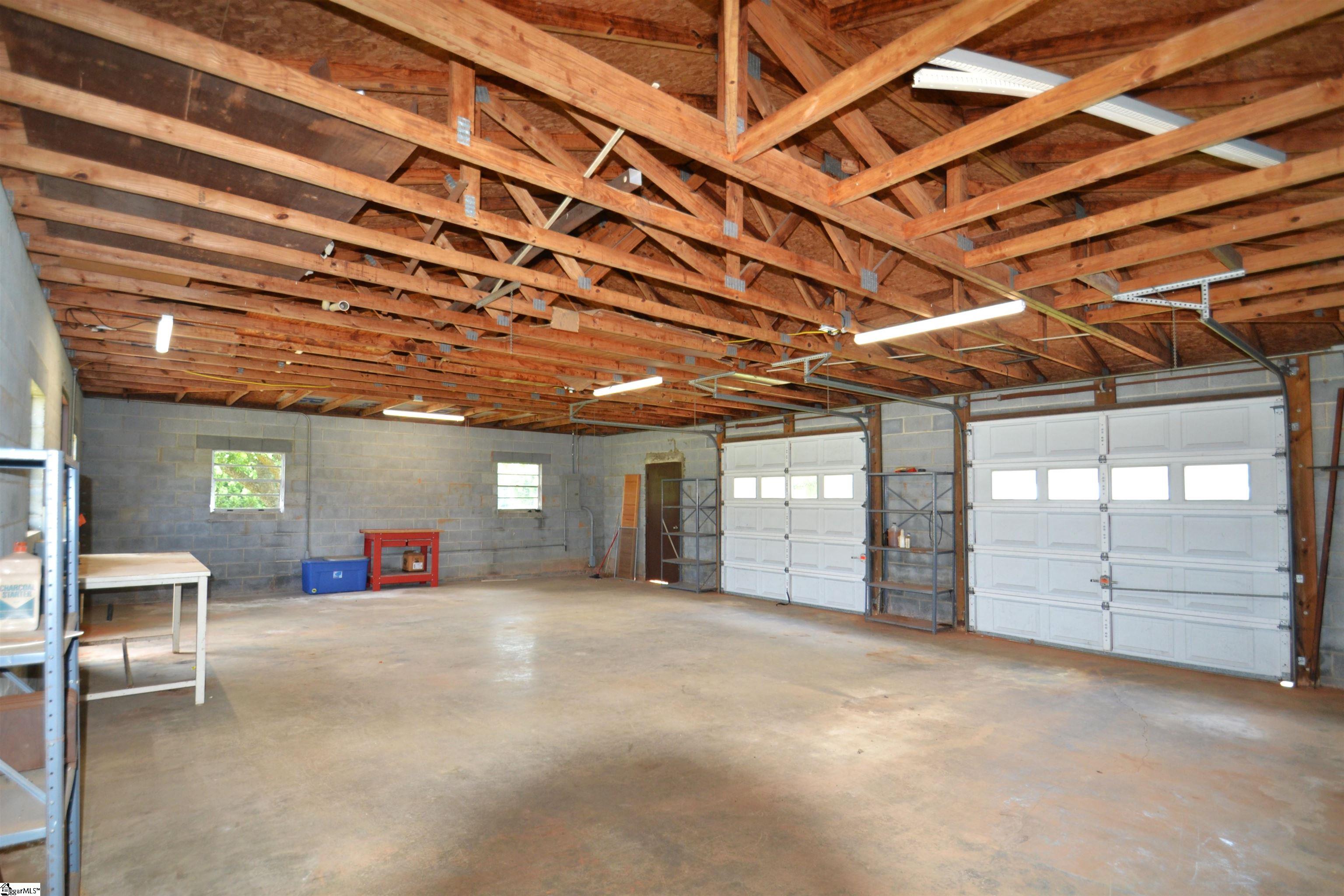 1898 John Dodd Road Wellford, SC 29385 - Photo 32 of 34