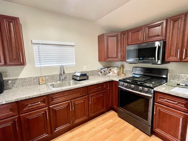 20 Burr Valley Road Bridgeville, CA 95526 - Photo 7 of 15