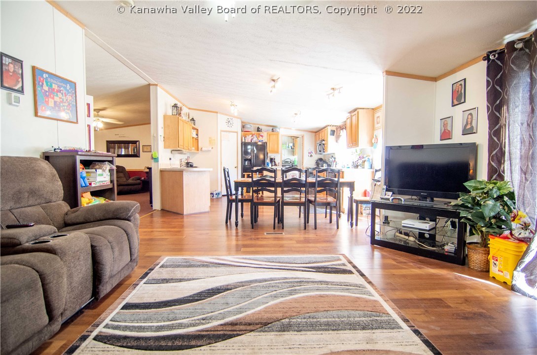 1053 Hedrick Road Scott Depot, WV 25560 - Photo 25 of 26 Gallery Image 25