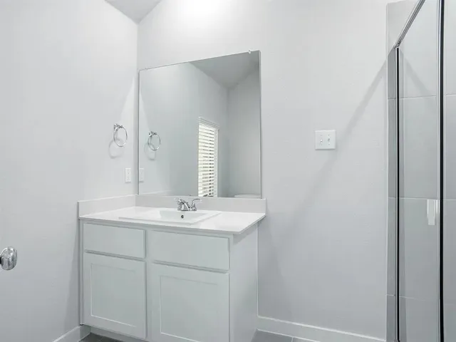 $3,800 | 641 Poppy Lane, Lavon, TX 75166