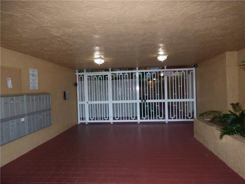 455 South Pine Island Road, Unit 408 Plantation, FL 33324 - Photo 9 of 11 Photo 9