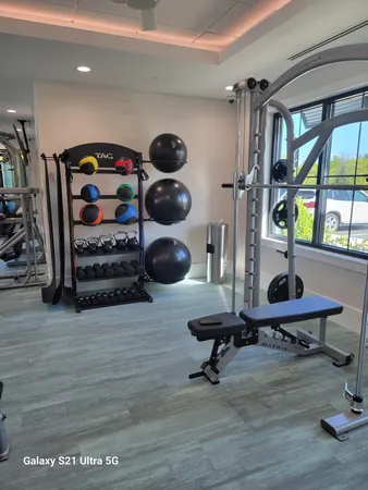 $3,050 | 8433 Beagle Terrace, Vero Beach, FL 32967