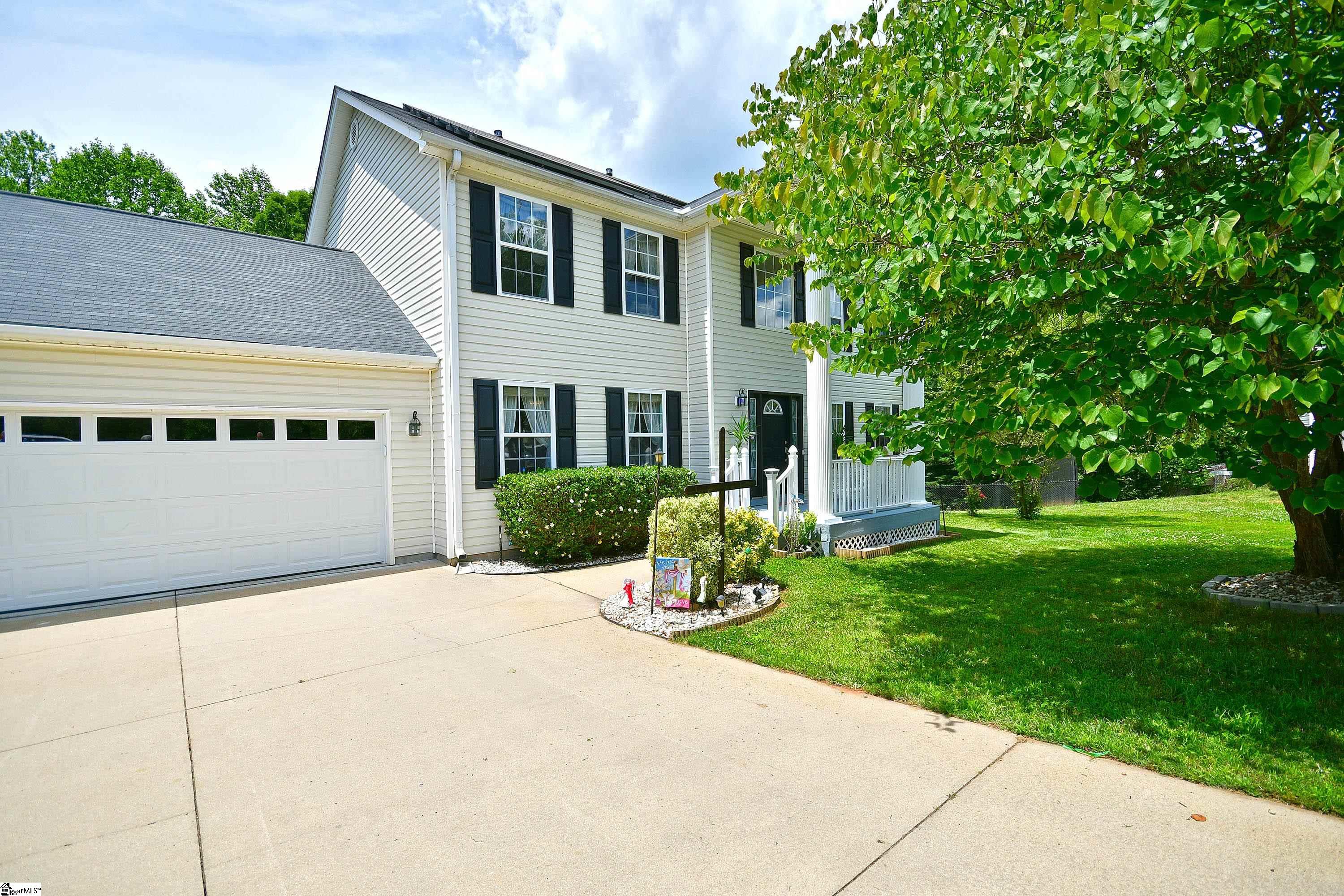 9 Spring Sky Court Taylors, SC 29687 - Photo 2 of 29
