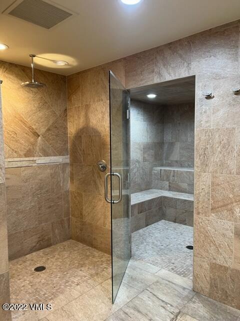 68 East Meadow Drive, Unit 726 Vail, CO 81657 - Photo 10 of 12 a bathroom with a shower