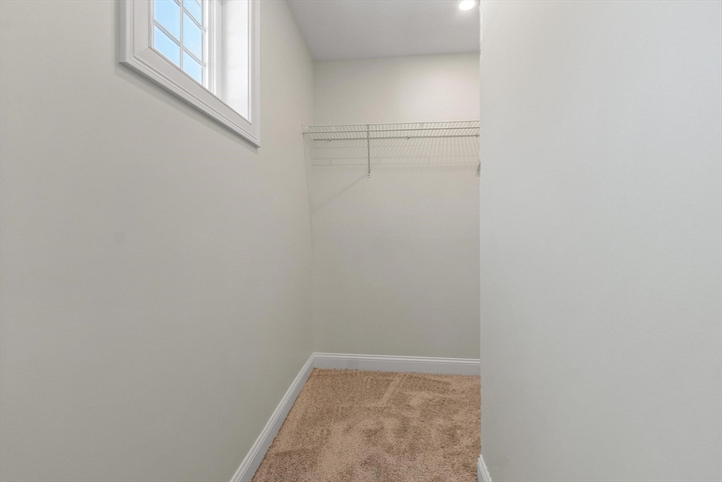 72 A Cottage Lane, Unit LEFT HALF) Templeton, MA 01468 - Photo 31 of 40