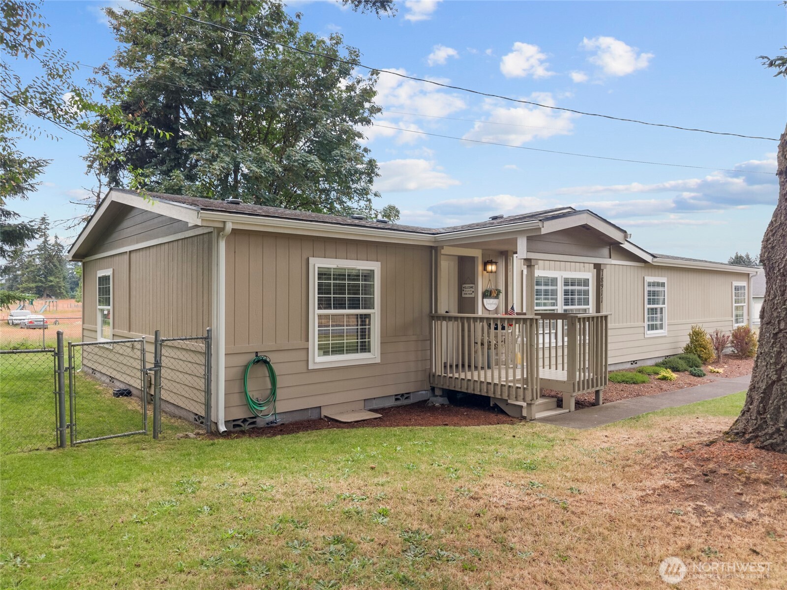 18911 Joselyn Road Southwest Rochester, WA 98579 - Photo 3 of 35