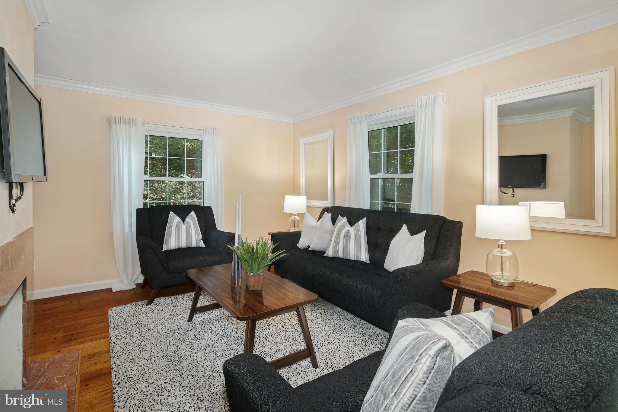 1111 Talleyrand Road West Chester, PA 19382 - Photo 15 of 40 Family Room with Crown Molding