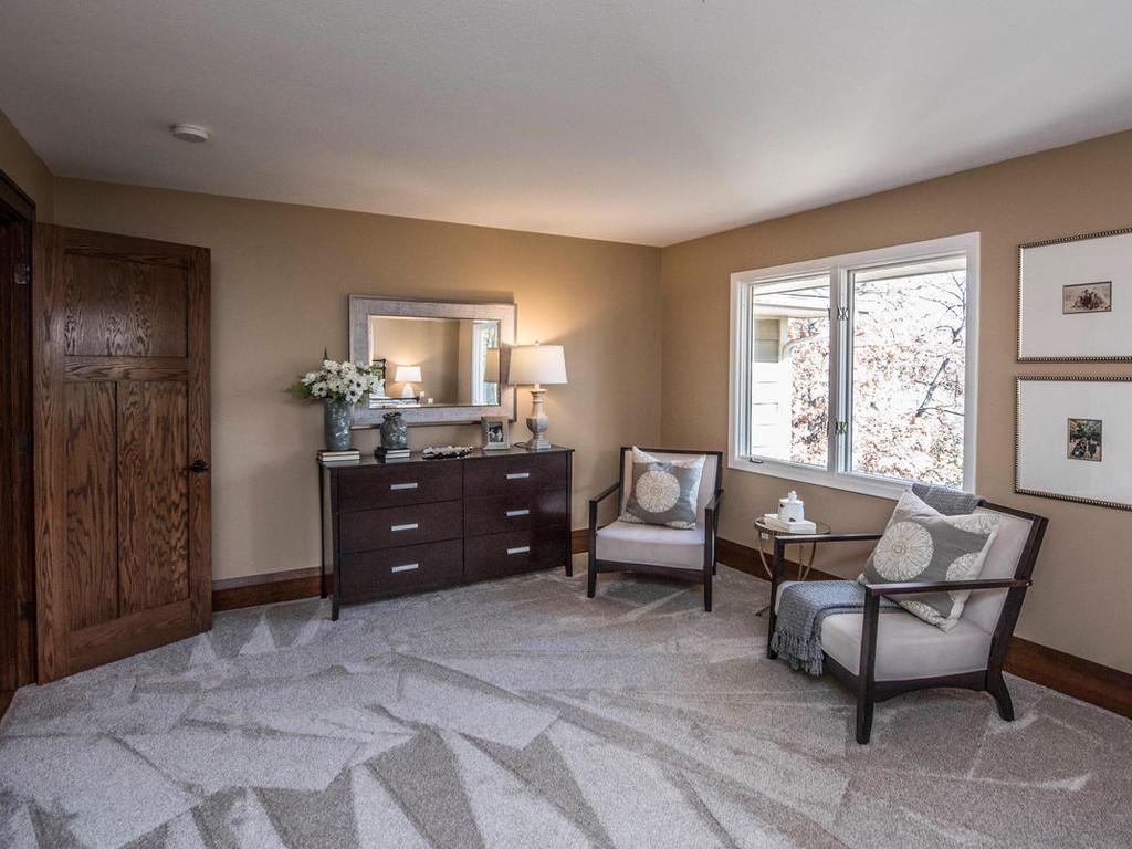 7021 Valley View Road Edina, MN 55439 - Photo 16 of 35 Gallery Image 16