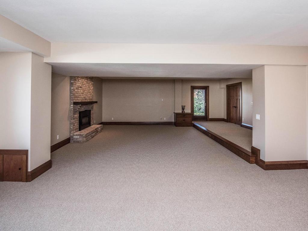 7021 Valley View Road Edina, MN 55439 - Photo 24 of 35 Gallery Image 24