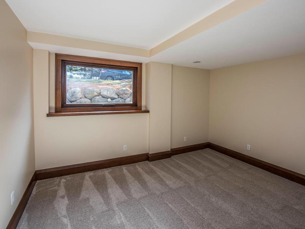 7021 Valley View Road Edina, MN 55439 - Photo 27 of 35 Gallery Image 27