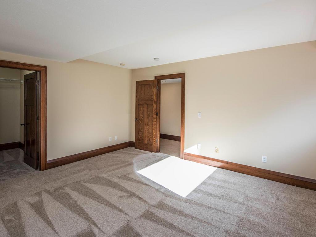 7021 Valley View Road Edina, MN 55439 - Photo 28 of 35 Gallery Image 28