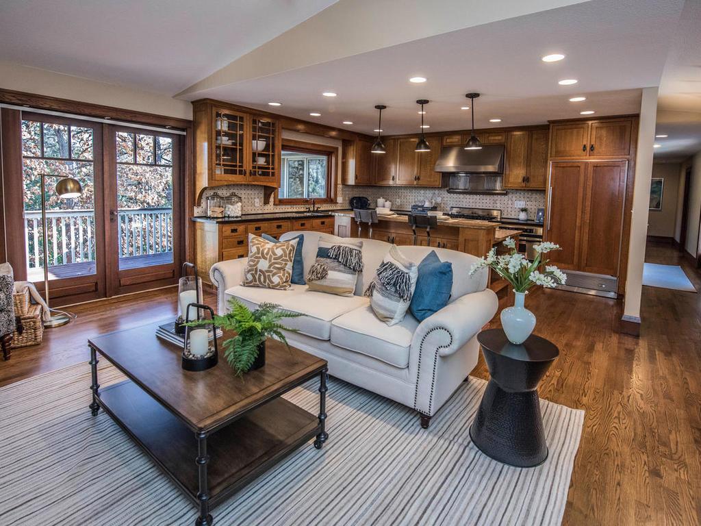 7021 Valley View Road Edina, MN 55439 - Photo 9 of 35 Gallery Image 9