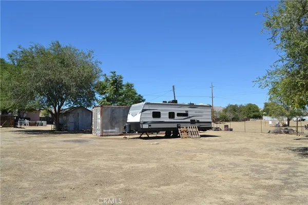 a view of the back yard of the house