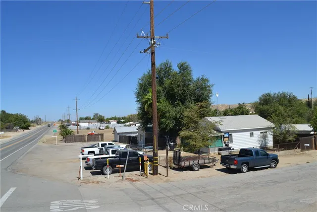 $250,000 | 24868 Highway 33, Fellows, CA 93224