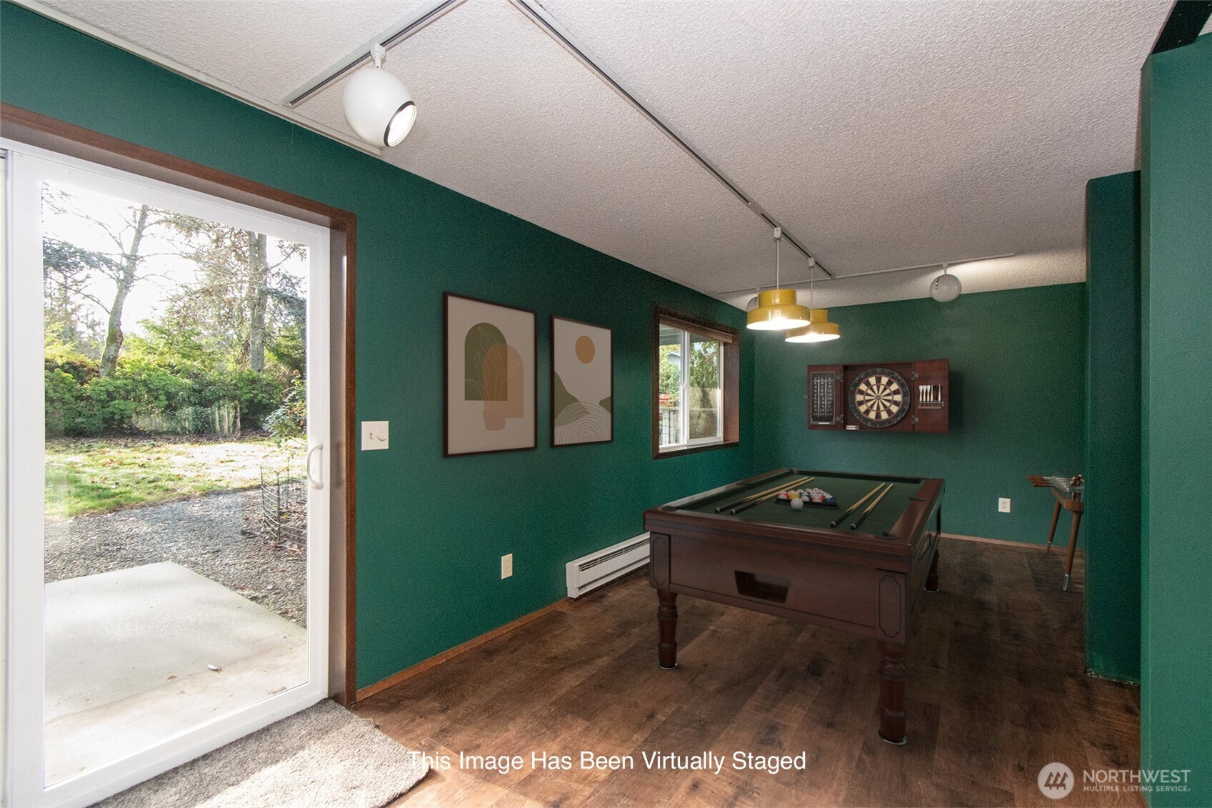 103 Island View Road Port Angeles, WA 98362 - Photo 22 of 40 a room with furniture and a window