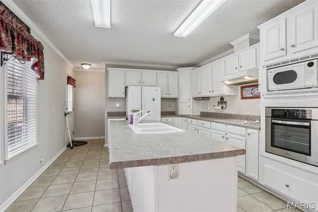 $325,000 | 10246 Cedar Hills Road, Blackwell, MO 63626