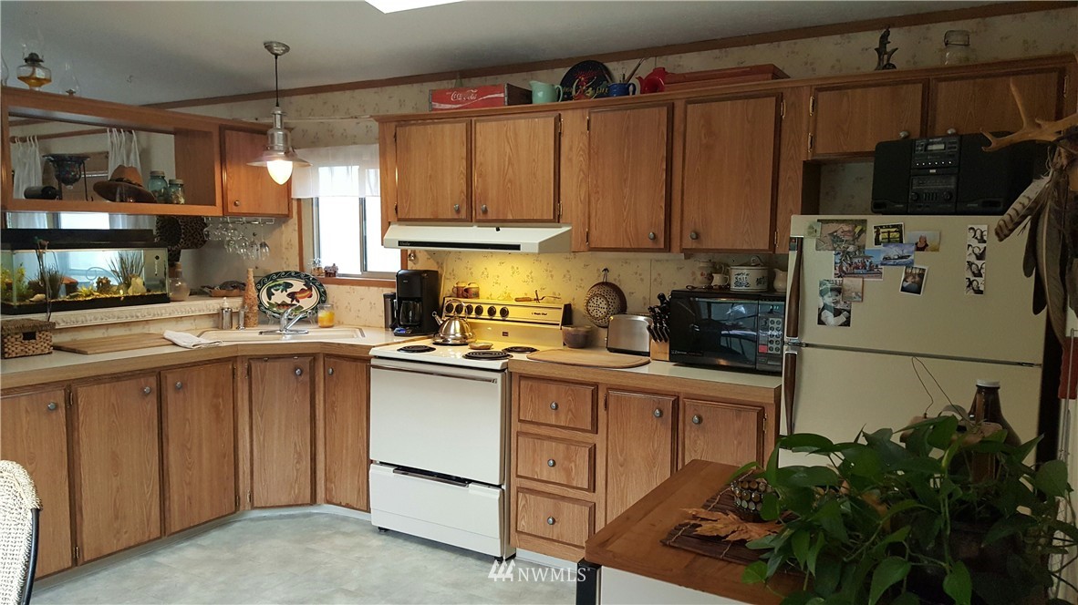 245 Tower Road, Unit 3 Castle Rock, WA 98611 - Photo 3 of 12 Gallery Image 3