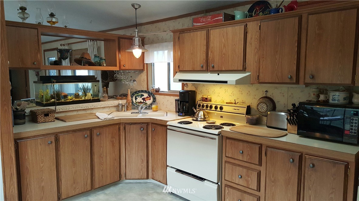 245 Tower Road, Unit 3 Castle Rock, WA 98611 - Photo 5 of 12 Gallery Image 5
