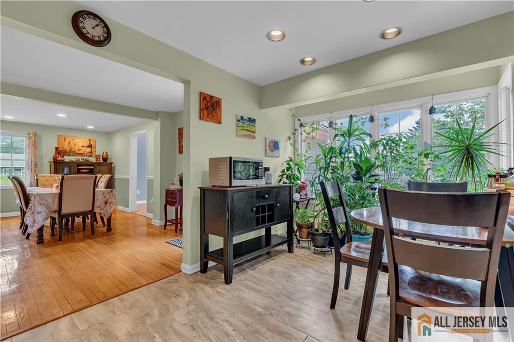 267 Friendship Road Cranbury, NJ 08512 - Photo 15 of 53