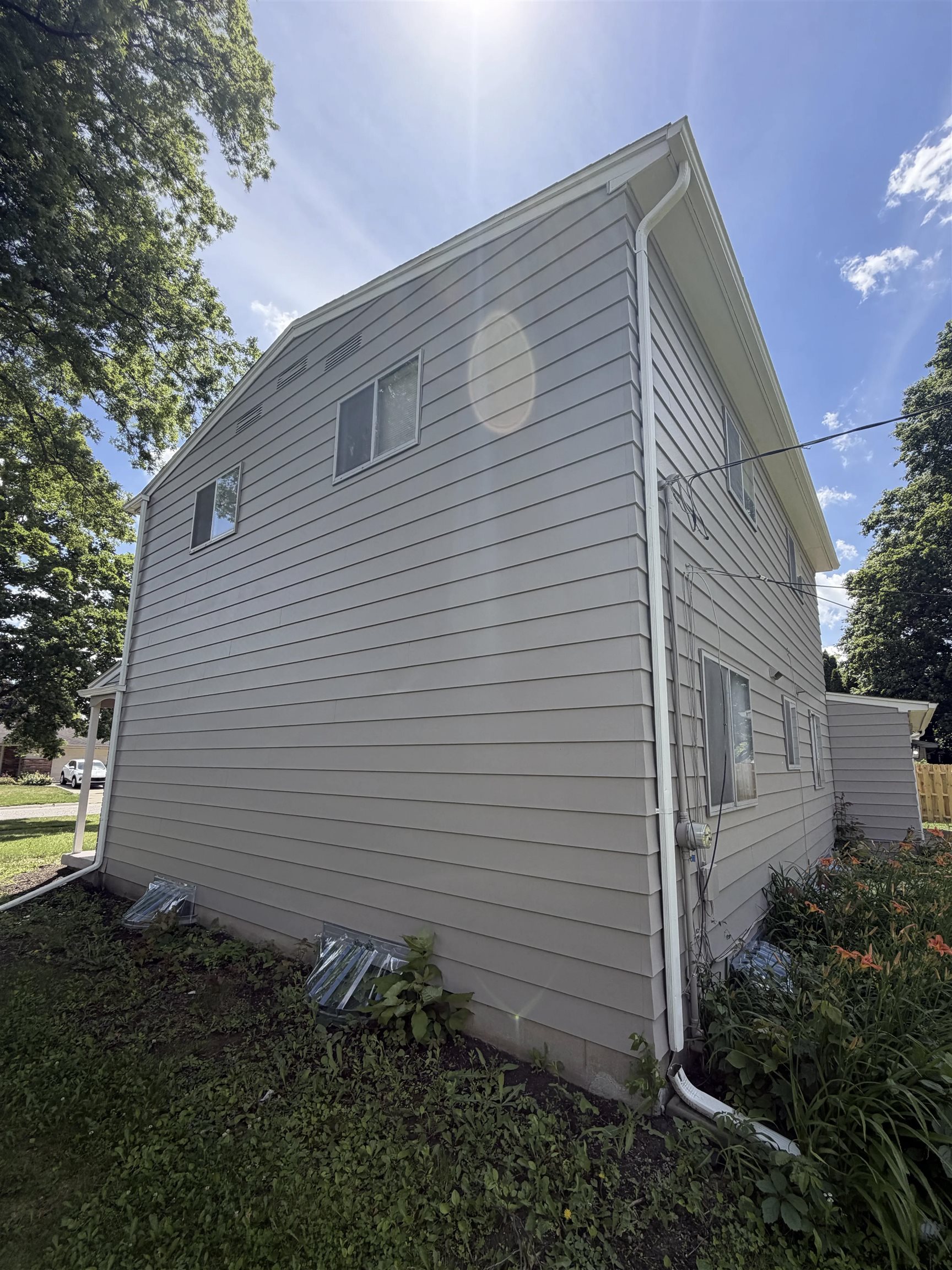 929 Springview Drive Flushing, MI 48433 - Photo 4 of 5