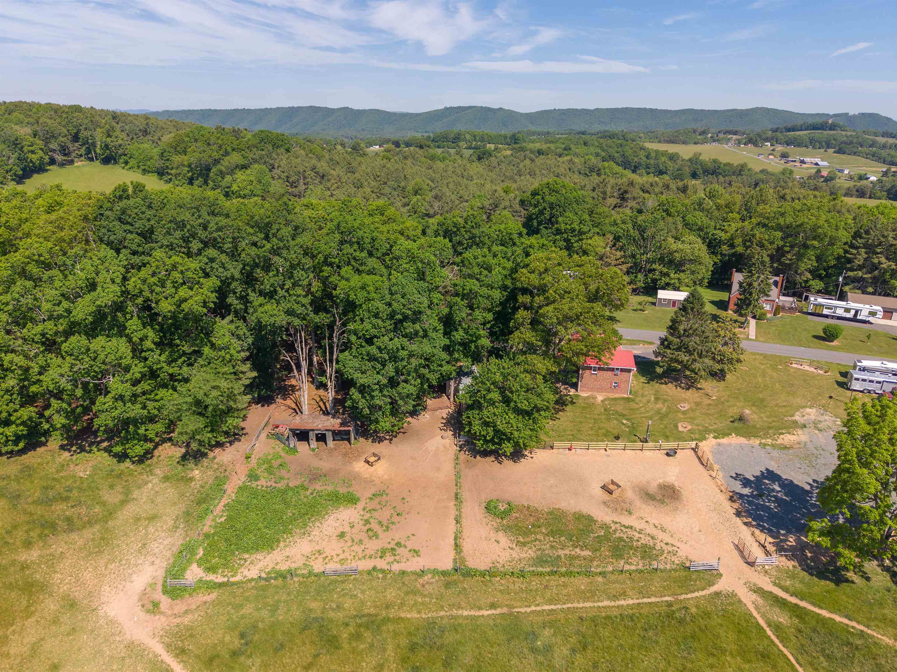 1865 Oak Grove Road Woodlawn, VA 24381 - Photo 59 of 82 Gallery Image 59