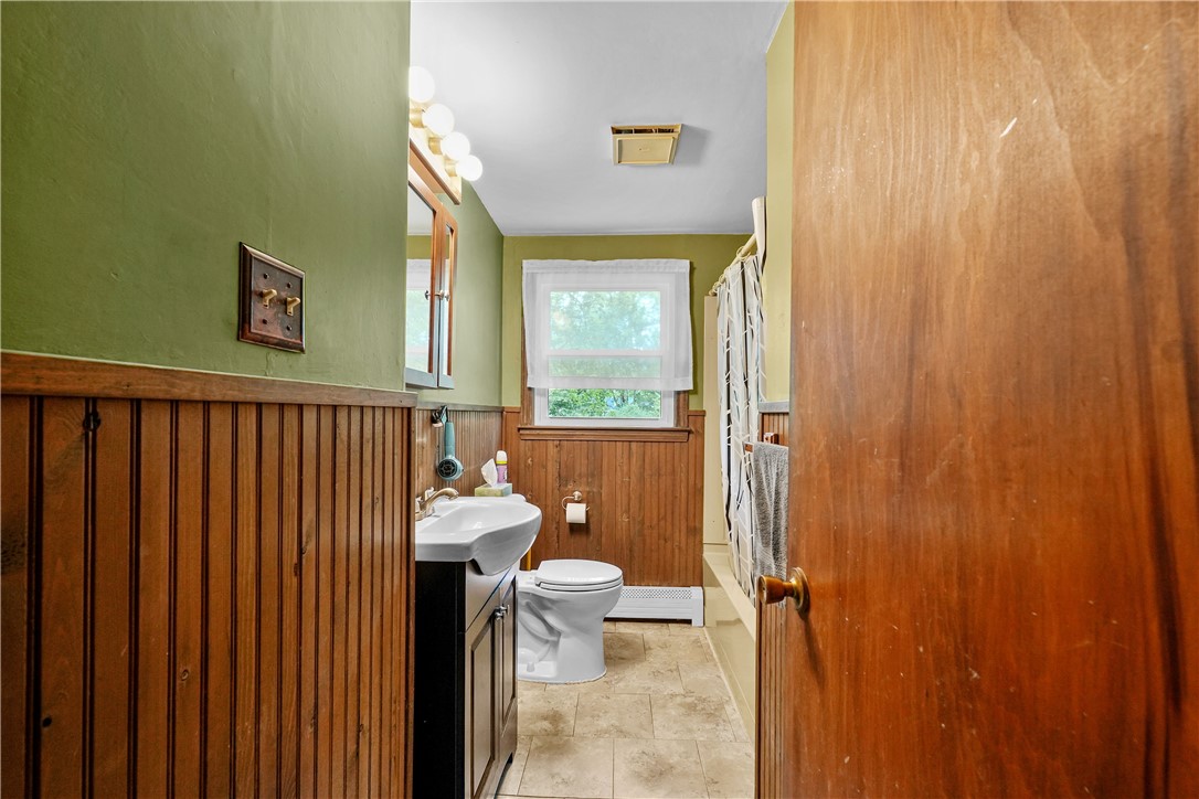 8 Rosedale Avenue Barrington, RI 02806 - Photo 12 of 29 Gallery Image 12