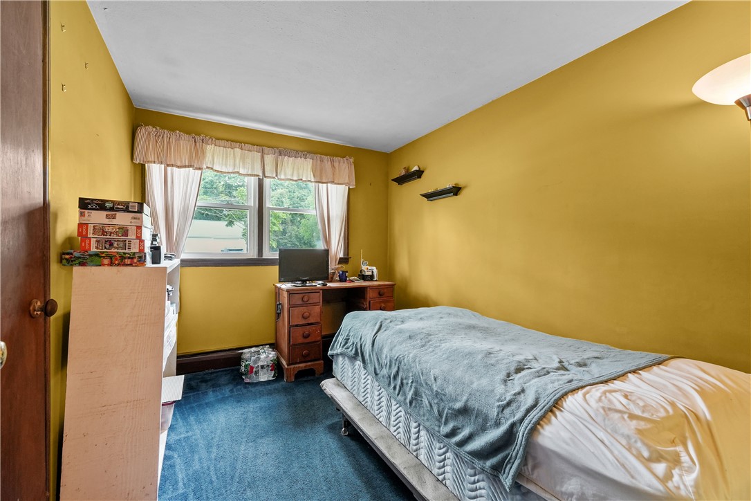 8 Rosedale Avenue Barrington, RI 02806 - Photo 13 of 29 Gallery Image 13