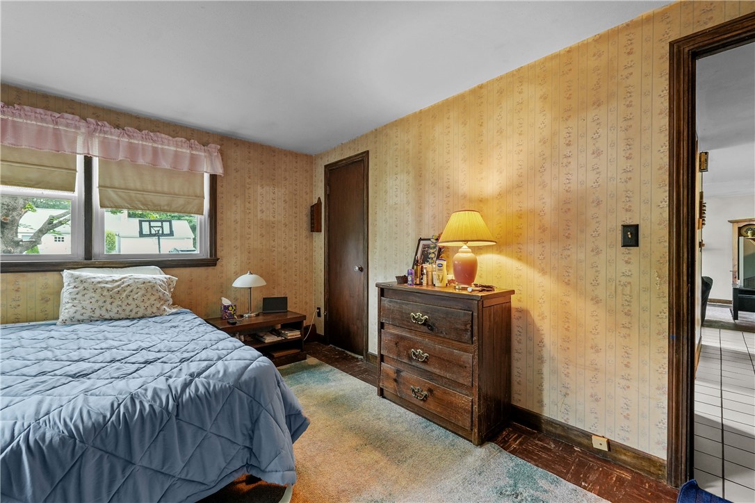 8 Rosedale Avenue Barrington, RI 02806 - Photo 17 of 29 Gallery Image 17