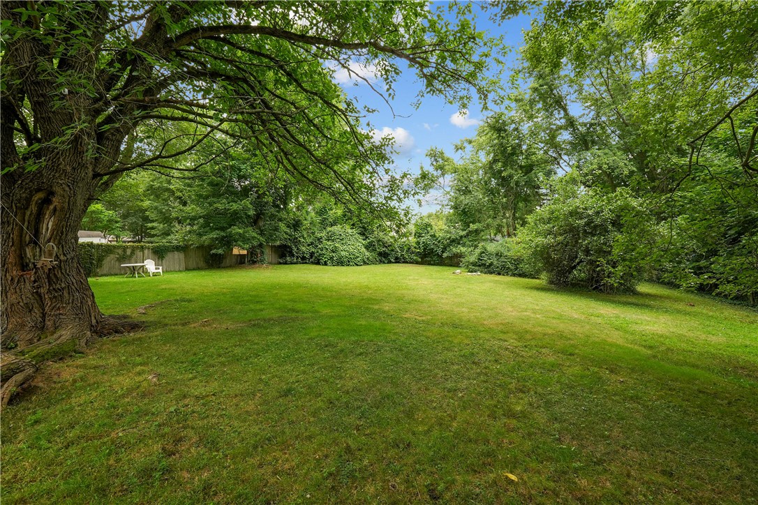8 Rosedale Avenue Barrington, RI 02806 - Photo 22 of 29 Gallery Image 22
