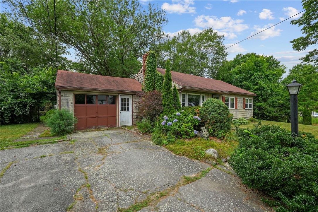 8 Rosedale Avenue Barrington, RI 02806 - Photo 28 of 29 Gallery Image 28