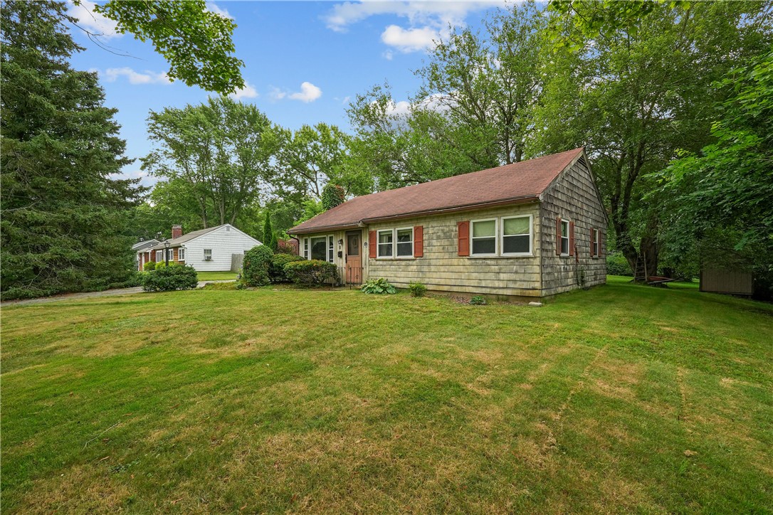 8 Rosedale Avenue Barrington, RI 02806 - Photo 29 of 29 Gallery Image 29
