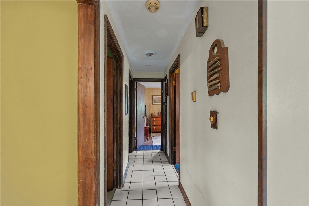 8 Rosedale Avenue Barrington, RI 02806 - Photo 10 of 29 Gallery Image 10